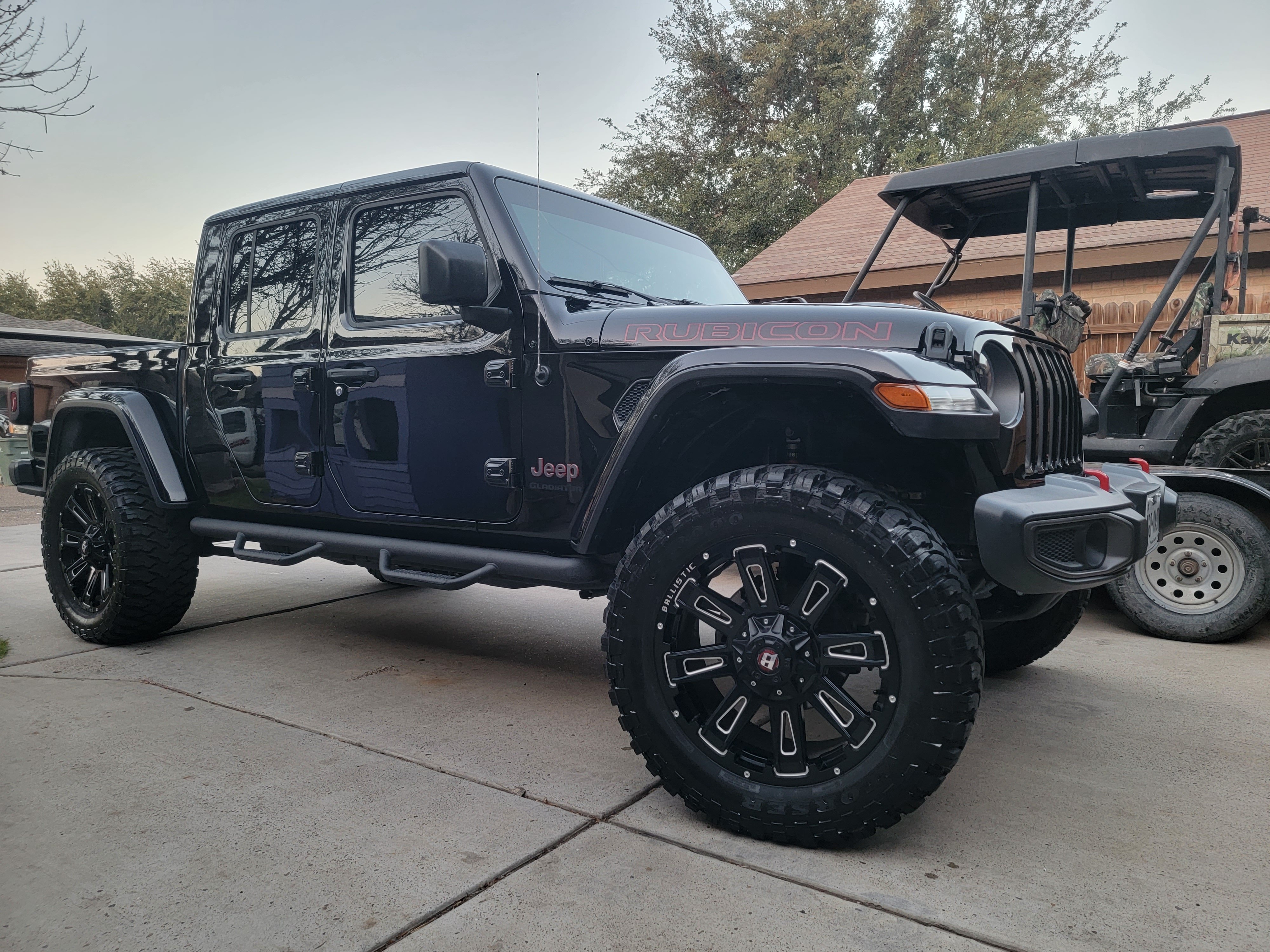 Francisco's 2020 Jeep Gladiator Holley My Garage