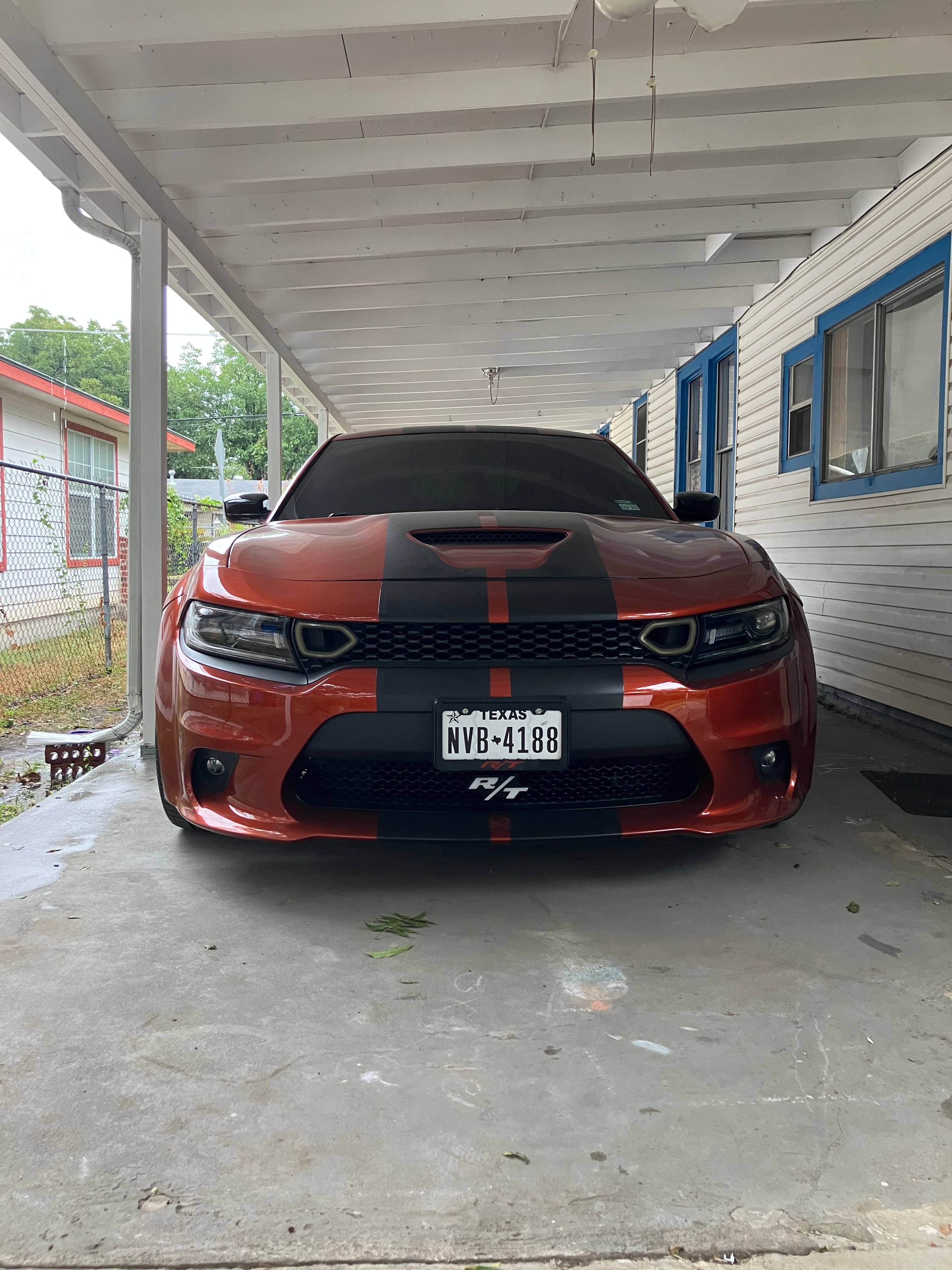 Leonard's 2020 Dodge Charger - Holley My Garage