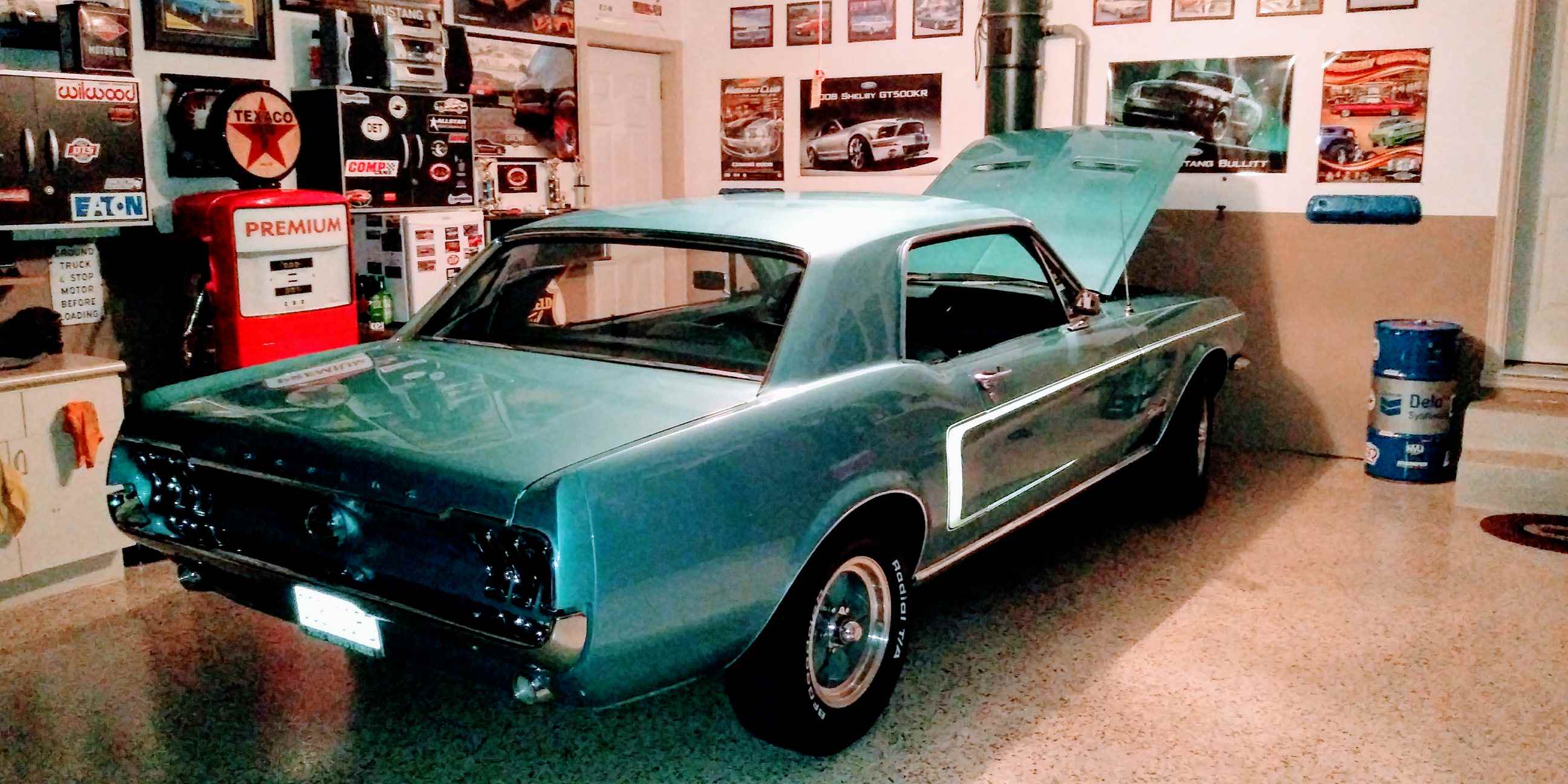 James's 1968 Ford Mustang - Holley My Garage