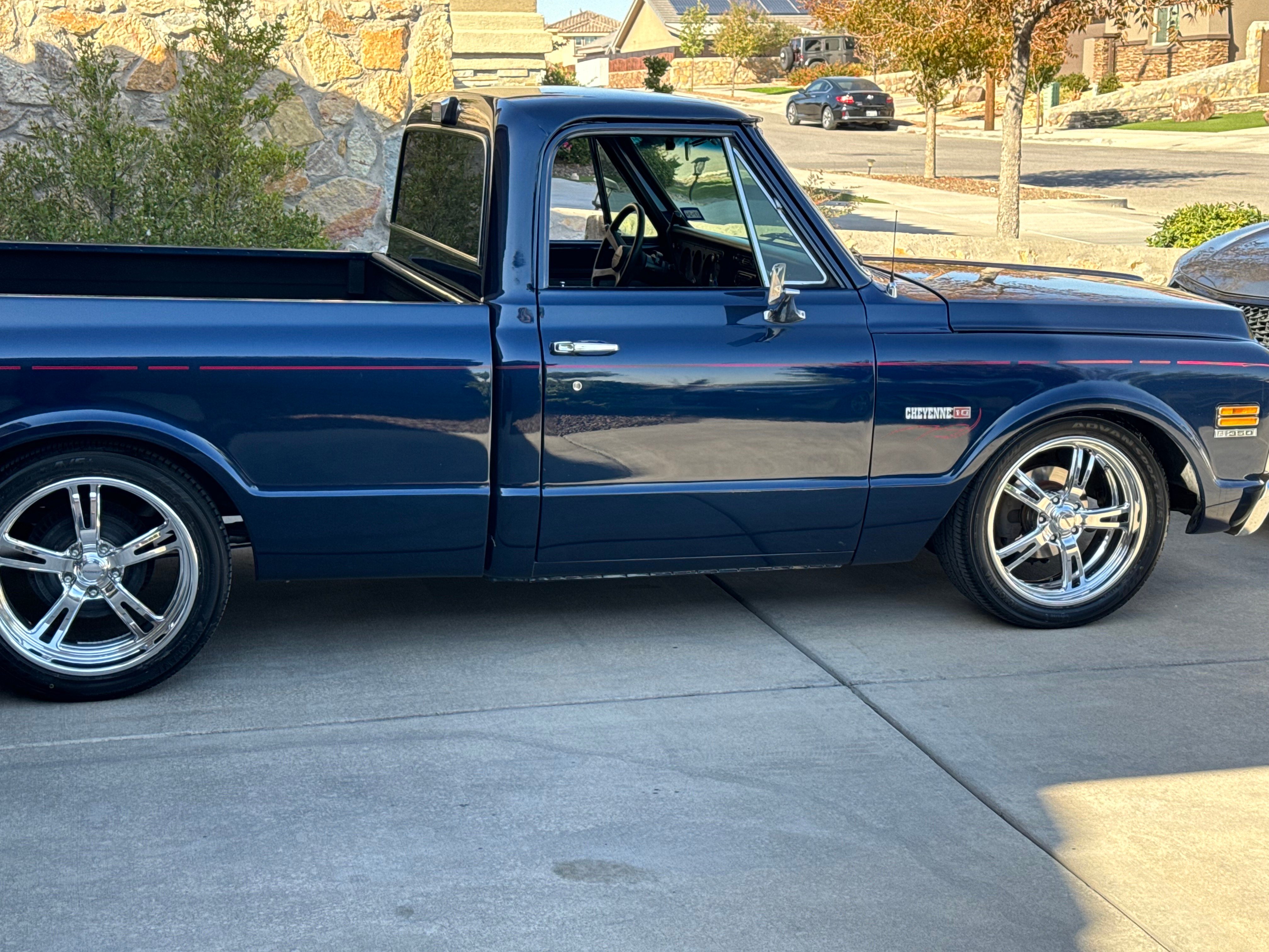 Alfonso's 1972 Chevrolet C10 Pickup - Holley My Garage