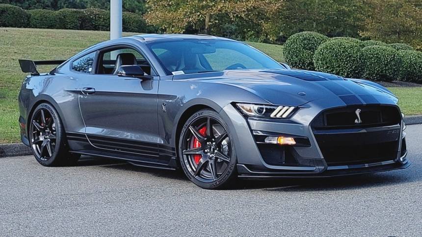 Hollywood's 2021 Ford Mustang - Holley My Garage