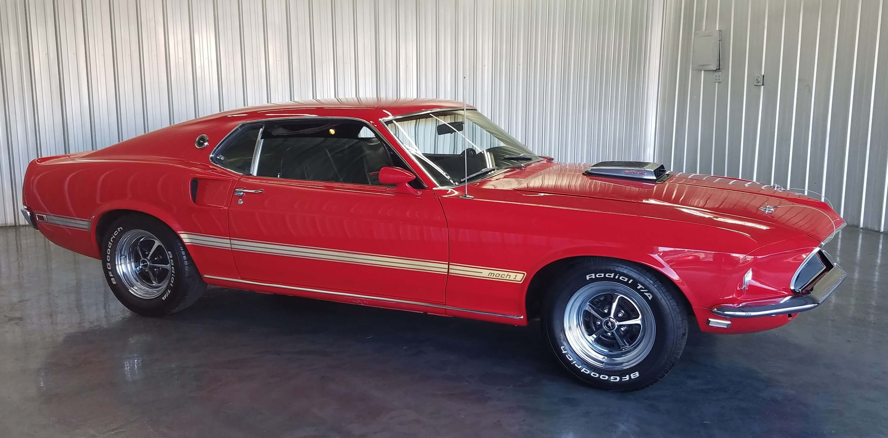 Duane's 1969 Ford Mustang - Holley My Garage
