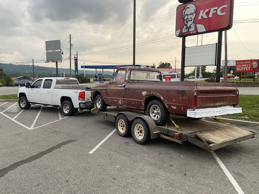 Thomas's 1970 Chevrolet C10 Pickup - Holley My Garage