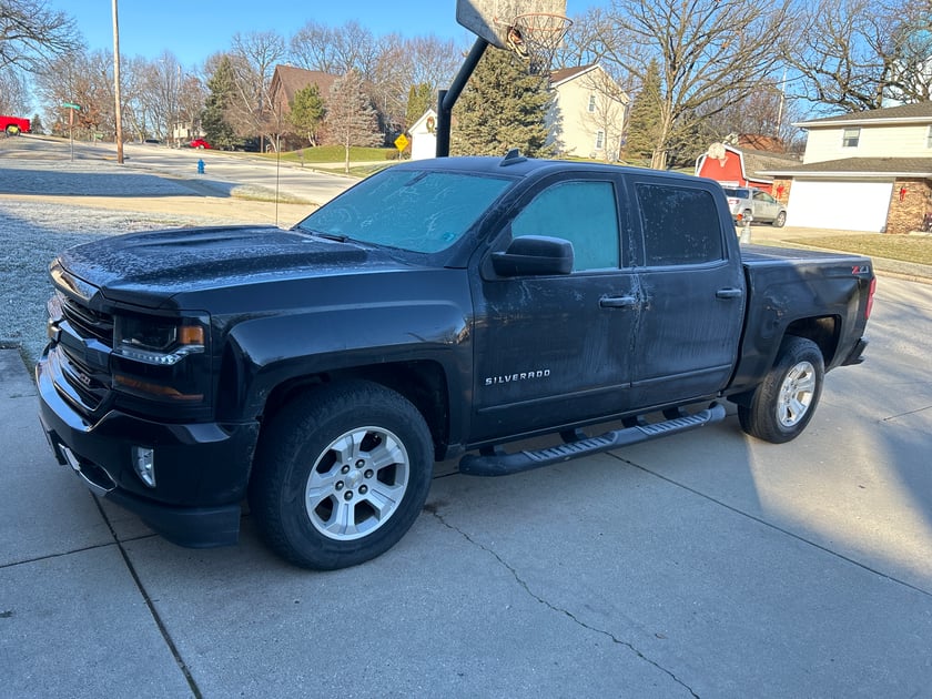 Brad's 2018 Chevrolet Silverado 1500 - Holley My Garage