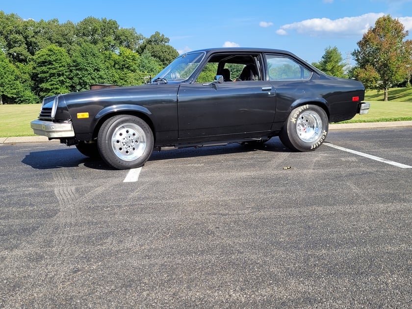 Billy's 1977 Chevrolet Vega - Holley My Garage