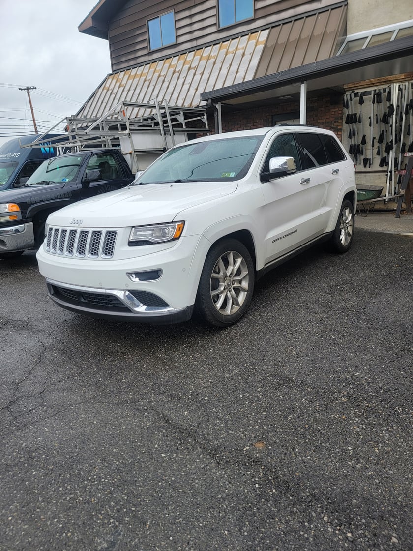 Tyrone's 2014 Jeep Grand Cherokee - Holley My Garage