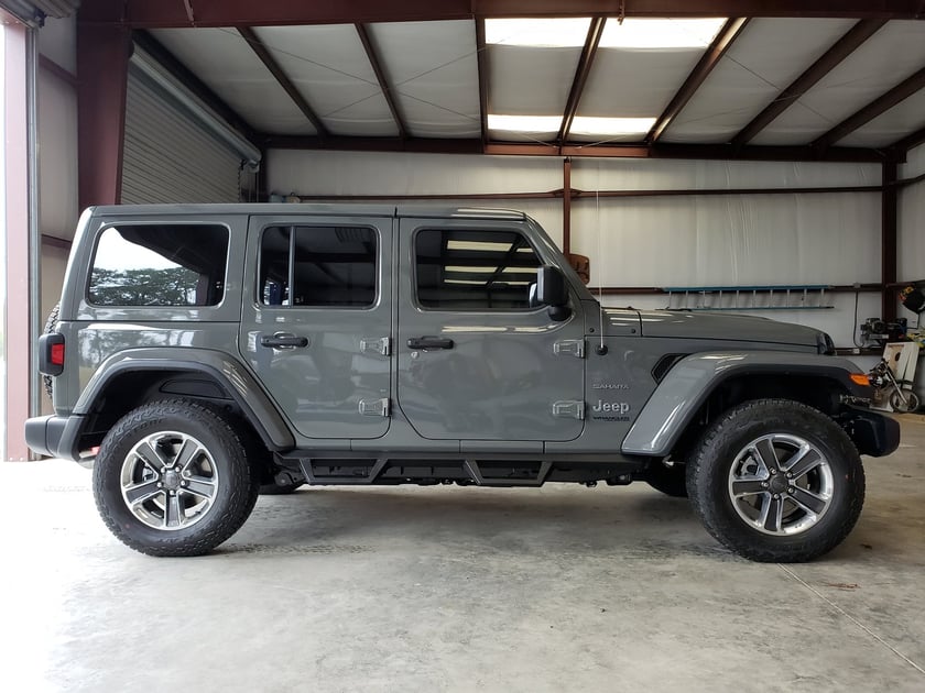 Nathan's 2014 Jeep Wrangler - Holley My Garage