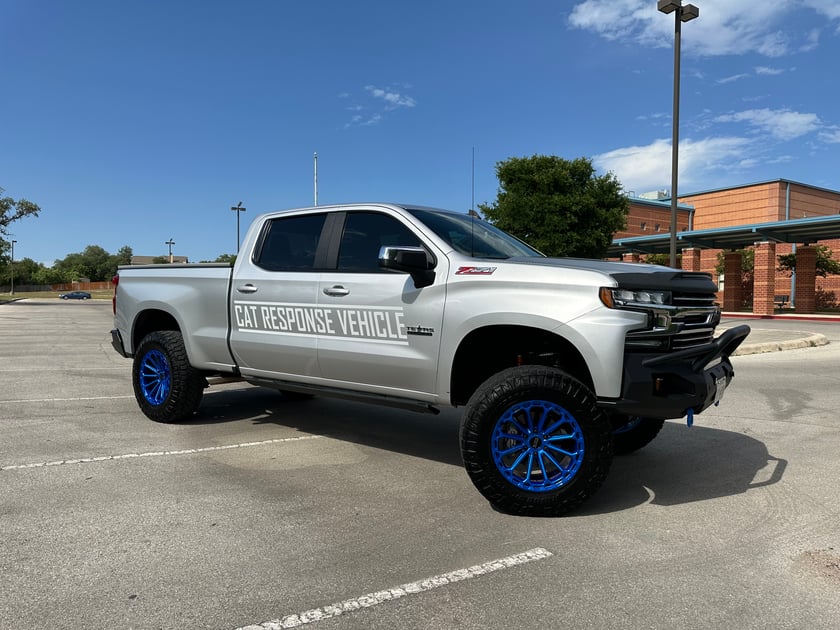 Thomas's 2020 Chevrolet Silverado 1500 - Holley My Garage