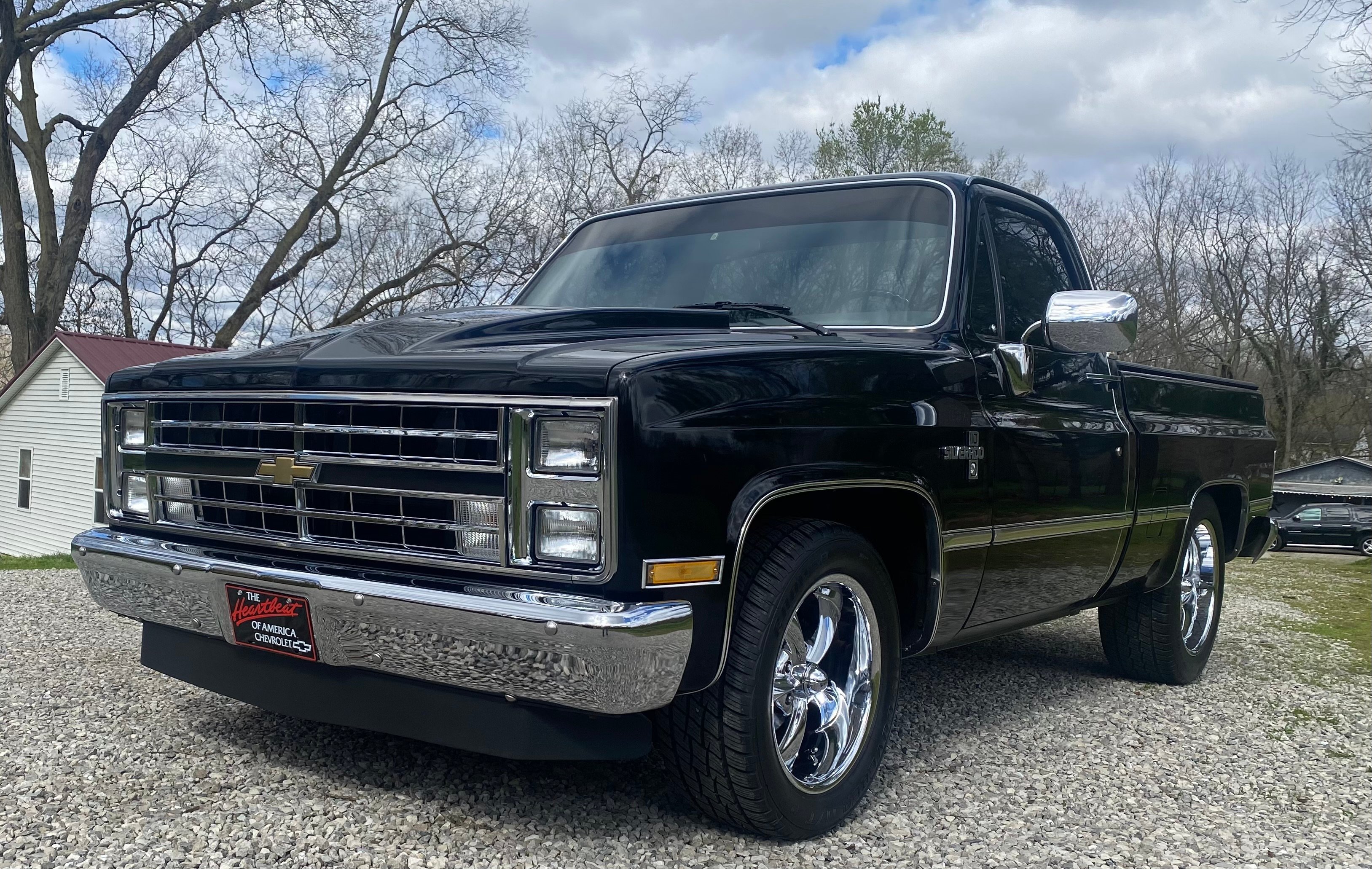 Scot's 1987 Chevrolet R10 - Holley My Garage