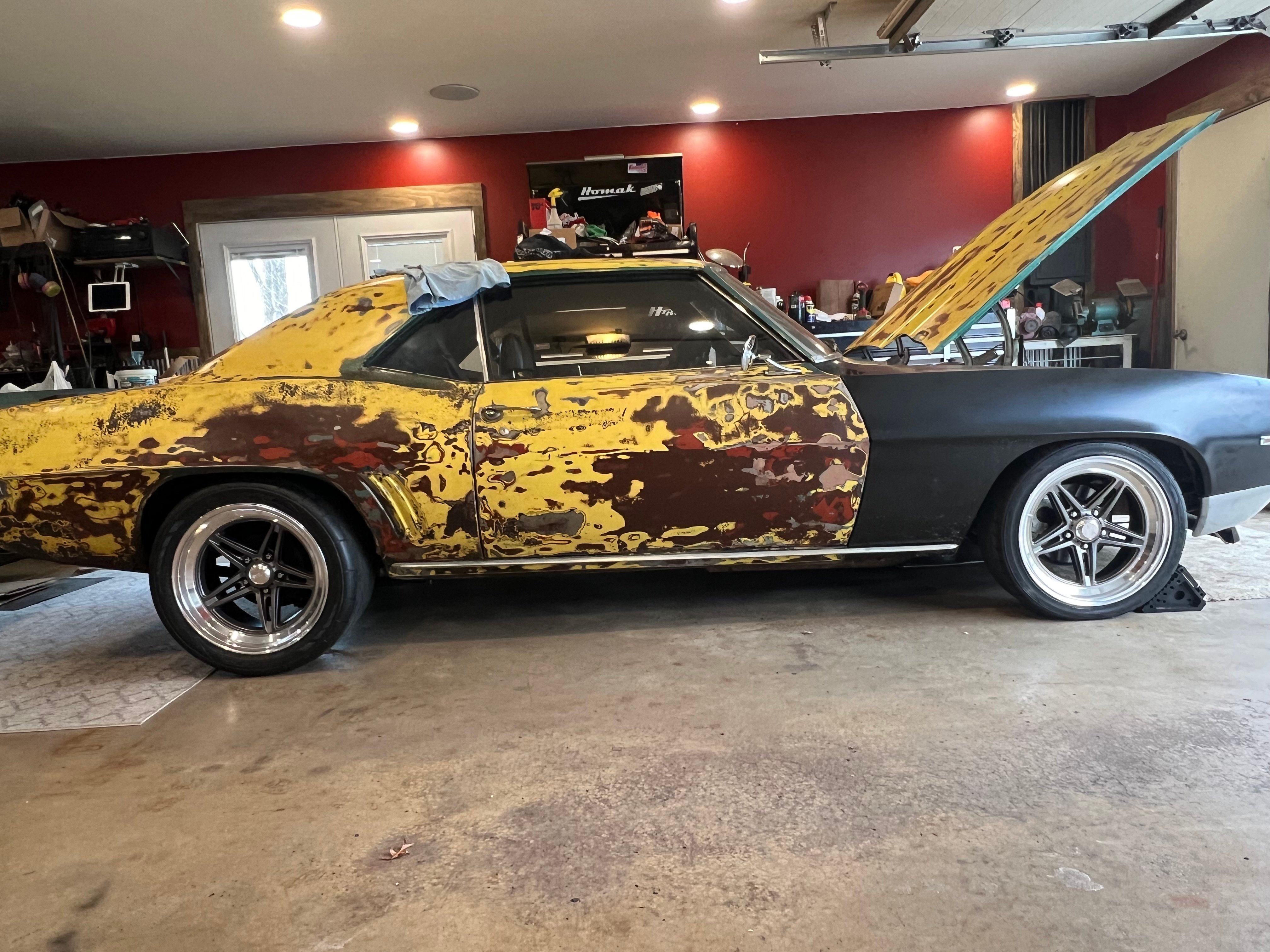 Ernest's 1969 Chevrolet Camaro - Holley My Garage