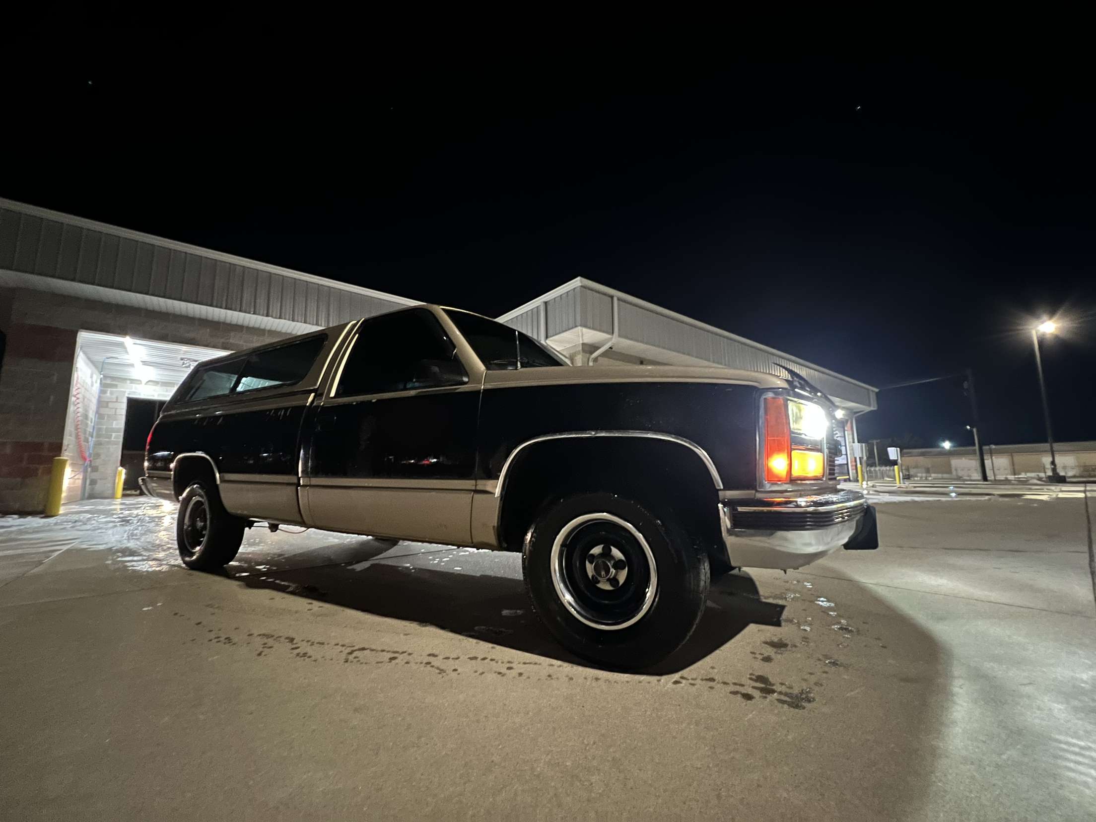 Cameron's 1991 GMC C1500 - Holley My Garage